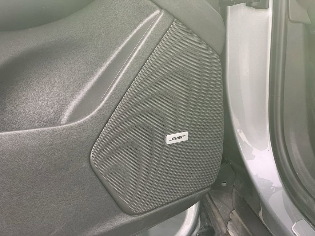 Used 2023 Cadillac XT6 Premium Luxury image 22