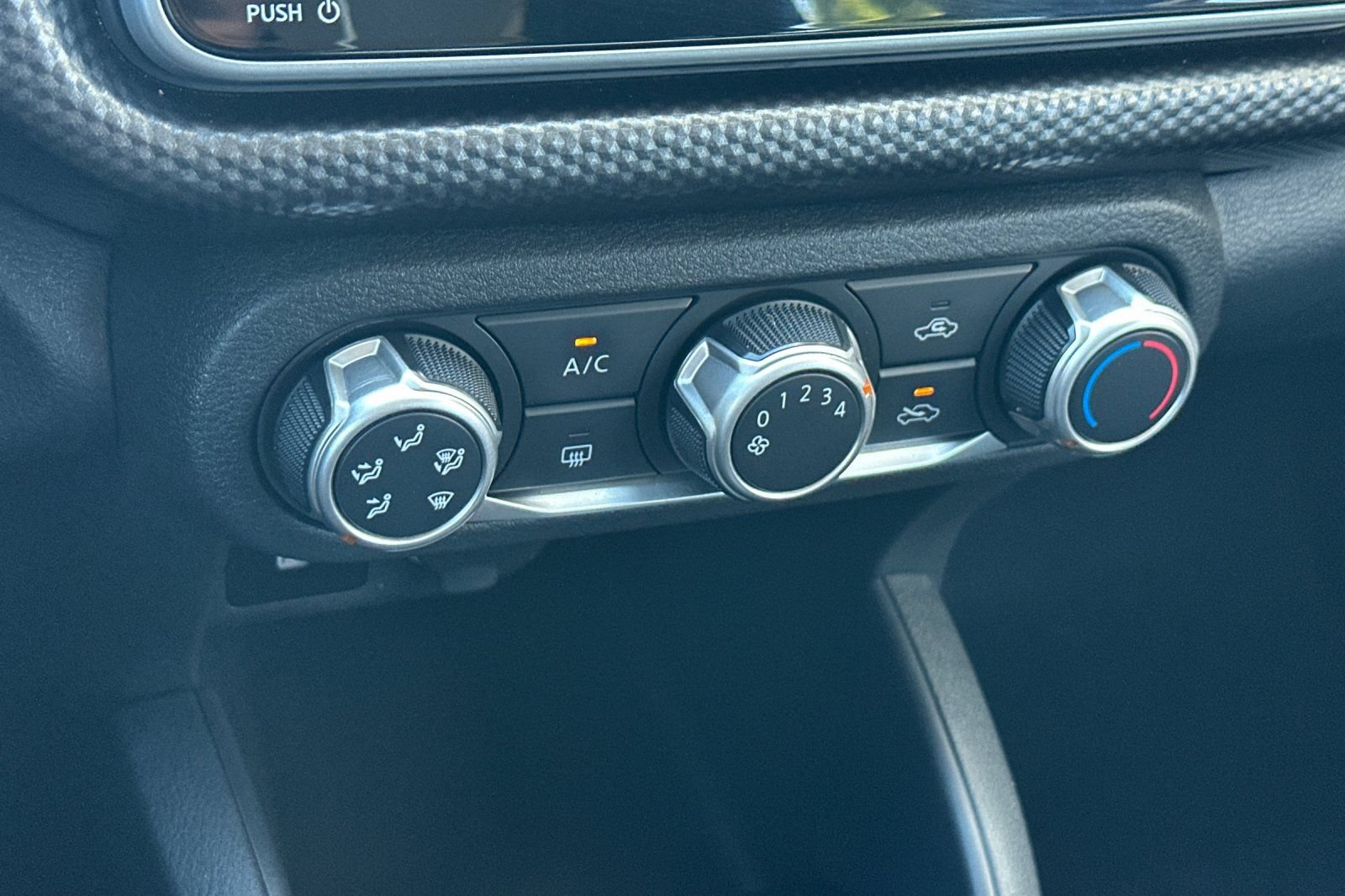 Used 2020 Nissan Kicks S FWD image 20
