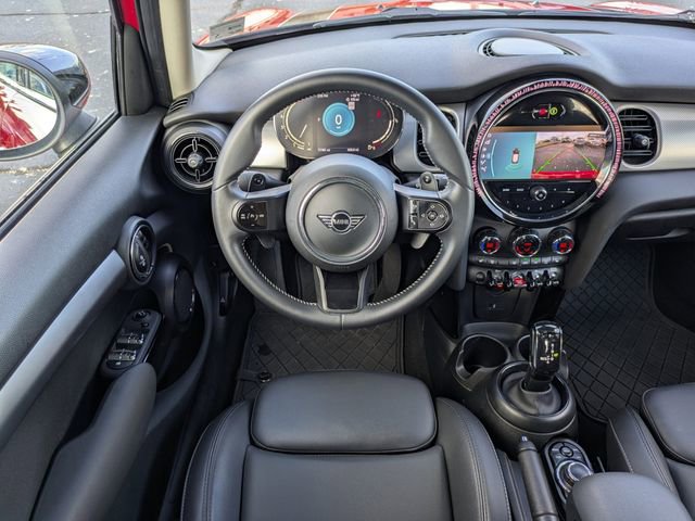 Used 2022 MINI Cooper S image 16