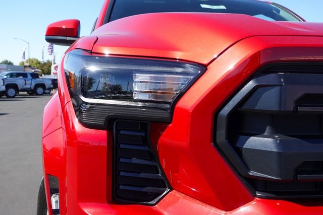 New 2025 Toyota Tacoma SR5 image 4