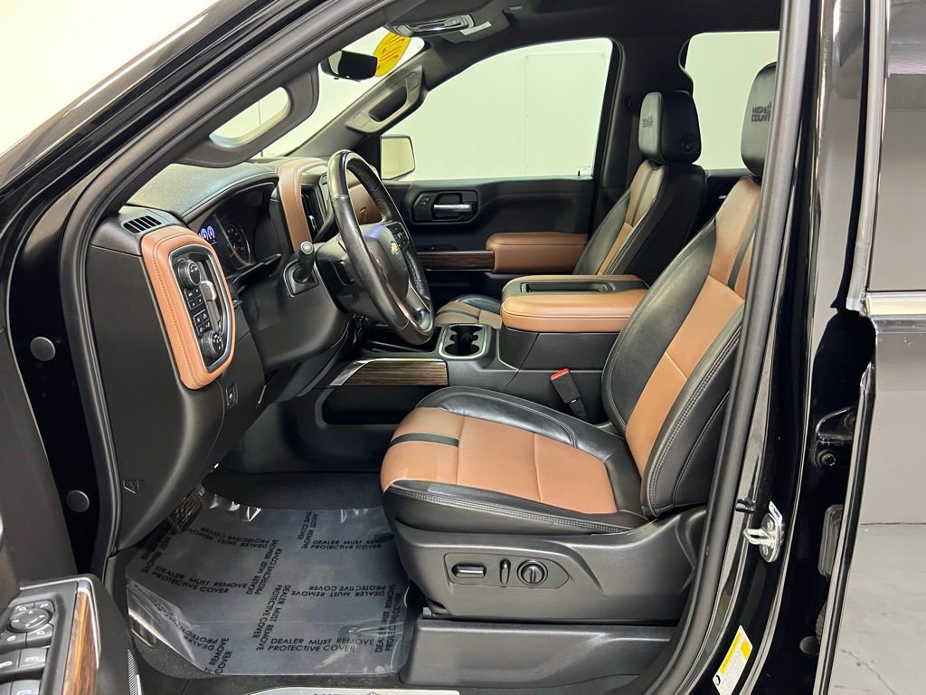 Used 2020 Chevrolet Silverado 1500 High Country w/ Technology Package image 15