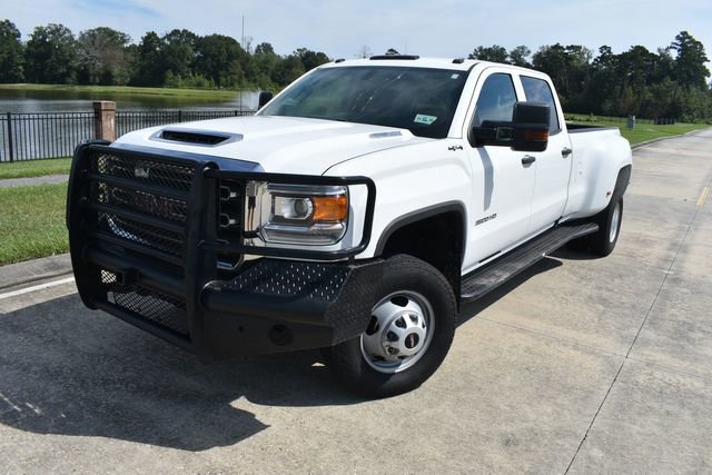 Used 2019 GMC Sierra 3500 Base w/ Sierra Convenience Package AWD/4WD image 2