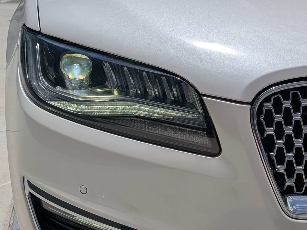 Certified 2019 Lincoln MKZ Reserve AWD/4WD image 10