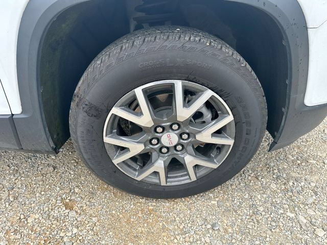 Used 2023 GMC Acadia SLE FWD image 49
