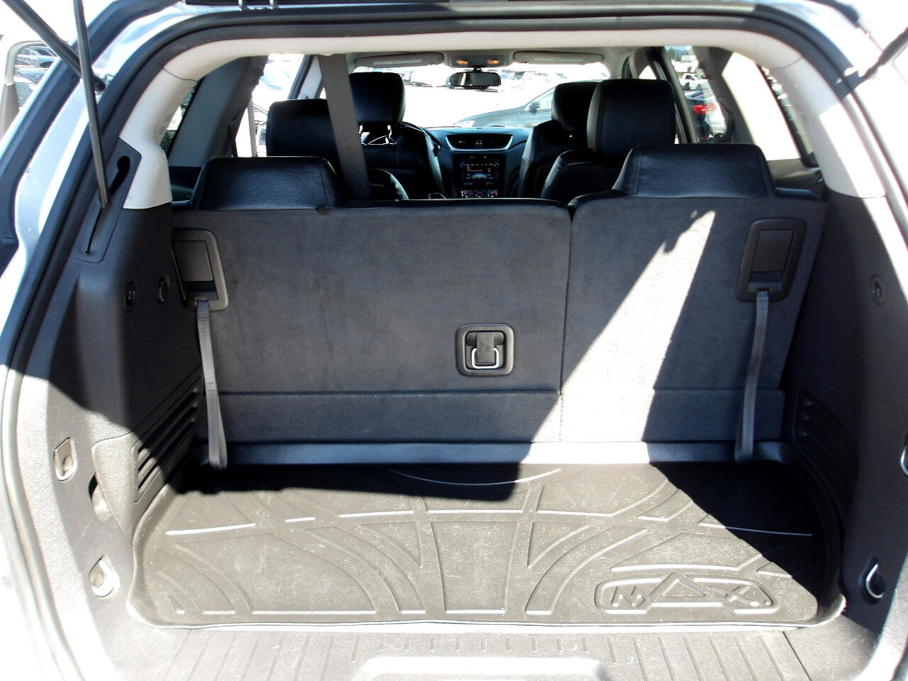 Used 2016 Chevrolet Traverse LT image 12