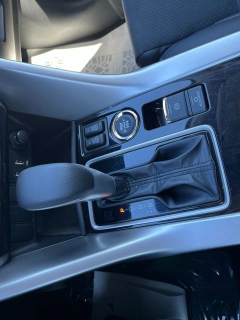 Used 2025 Mitsubishi Eclipse Cross SE image 16