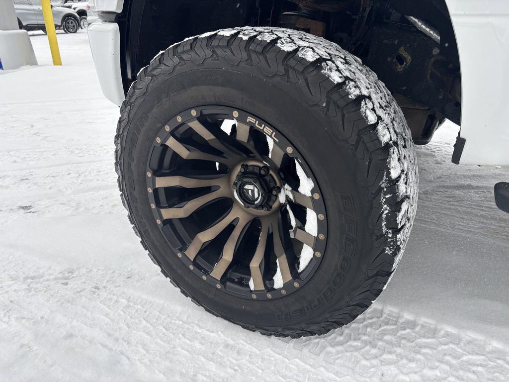 Used 2017 Ford F150 XLT w/ Equipment Group 302A Luxury image 9