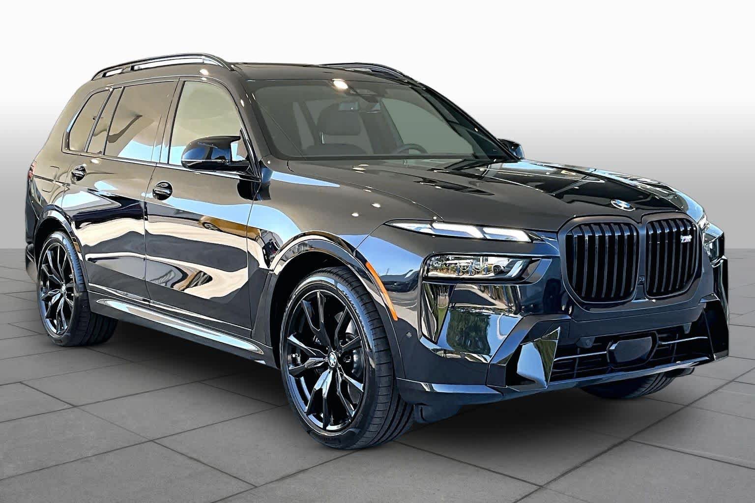 Used 2026 BMW X7 M60i AWD/4WD image 2