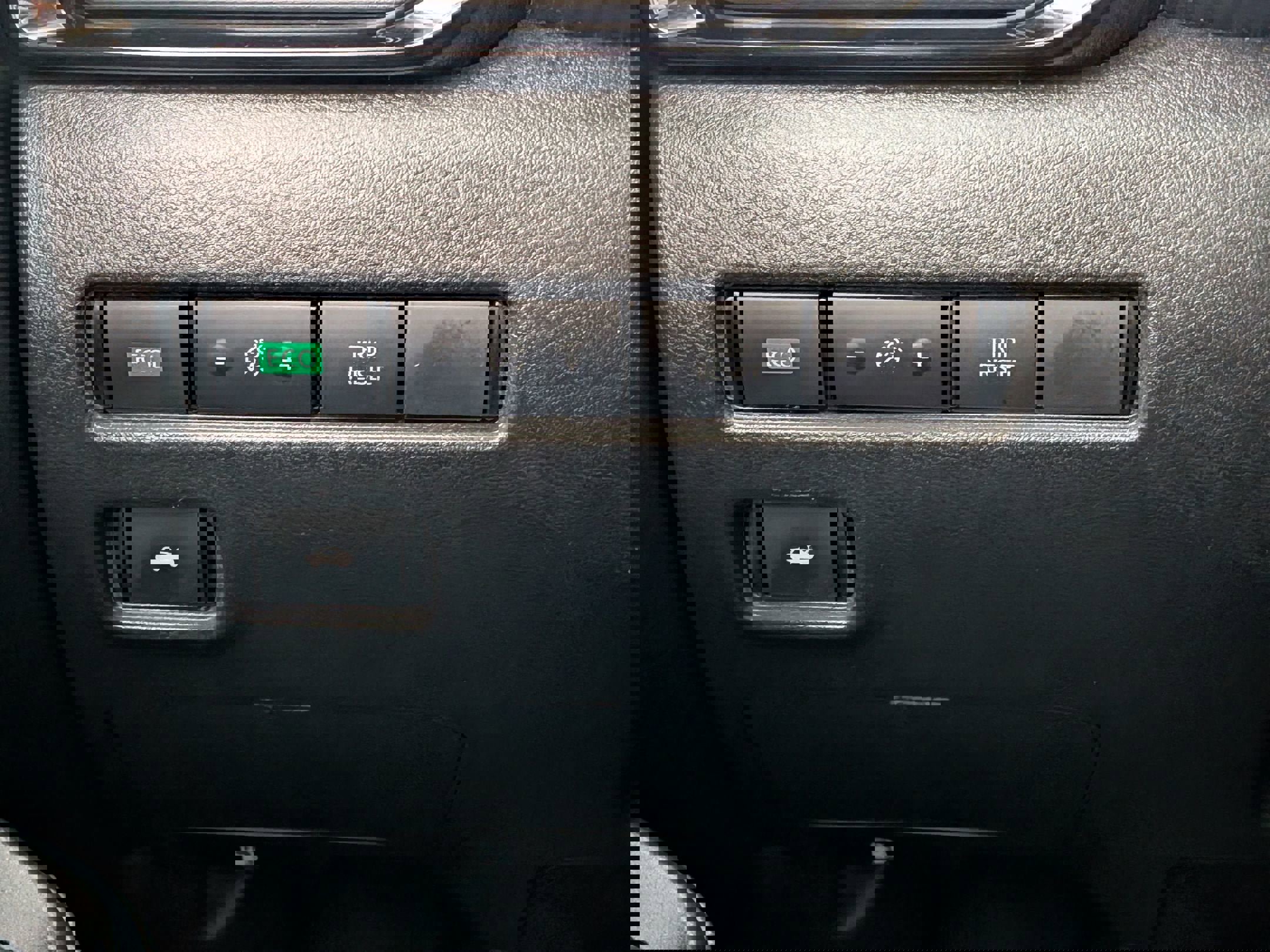 Used 2024 Nissan Sentra SV image 18