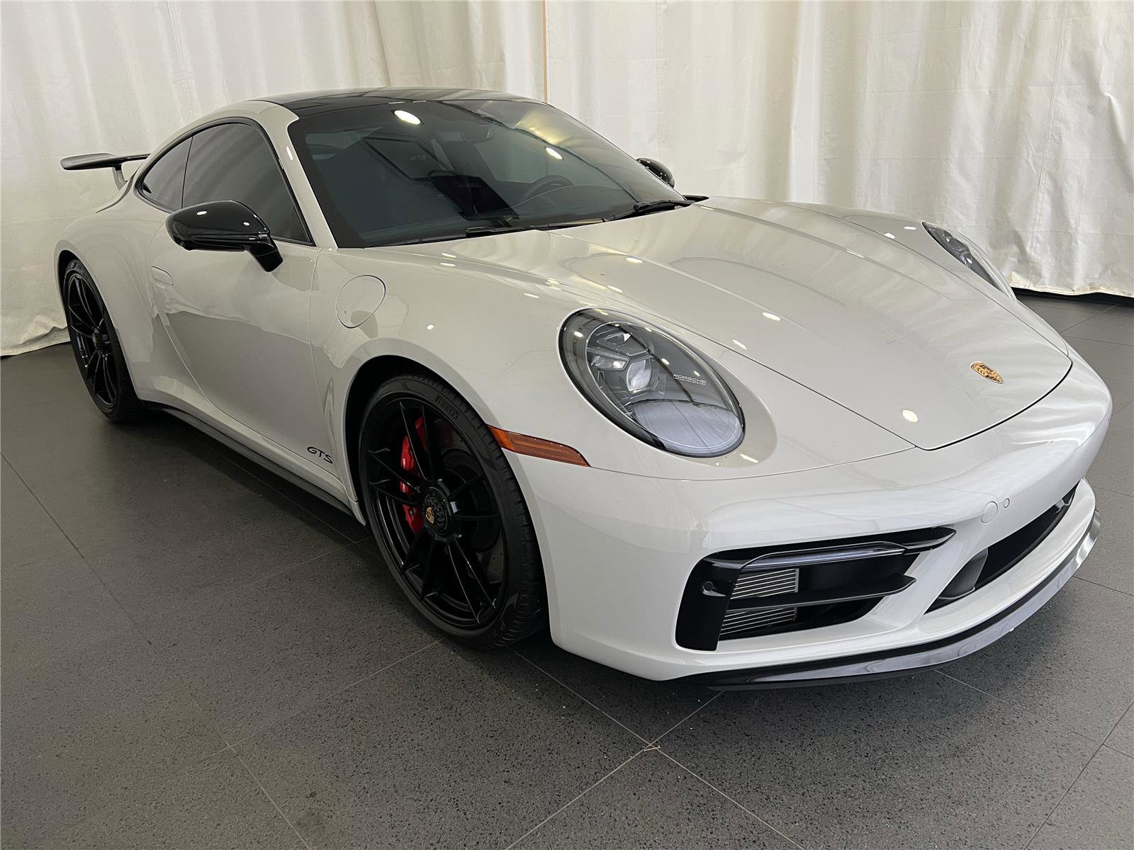 Certified 2024 Porsche 911 Carrera GTS image 7