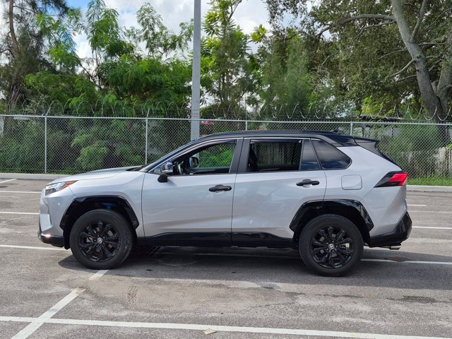 Used 2023 Toyota RAV4 XSE AWD/4WD image 8