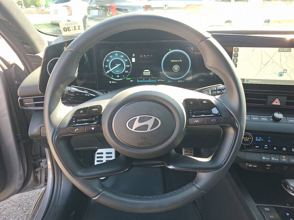 Used 2025 Hyundai Elantra SEL w/ Cargo Package FWD image 21
