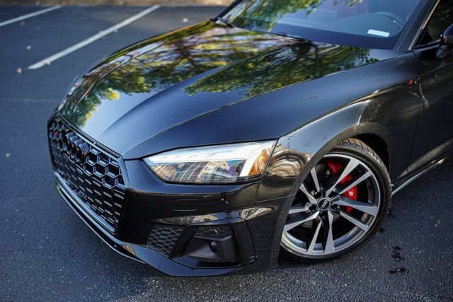 Used 2023 Audi S5 Prestige AWD/4WD image 2