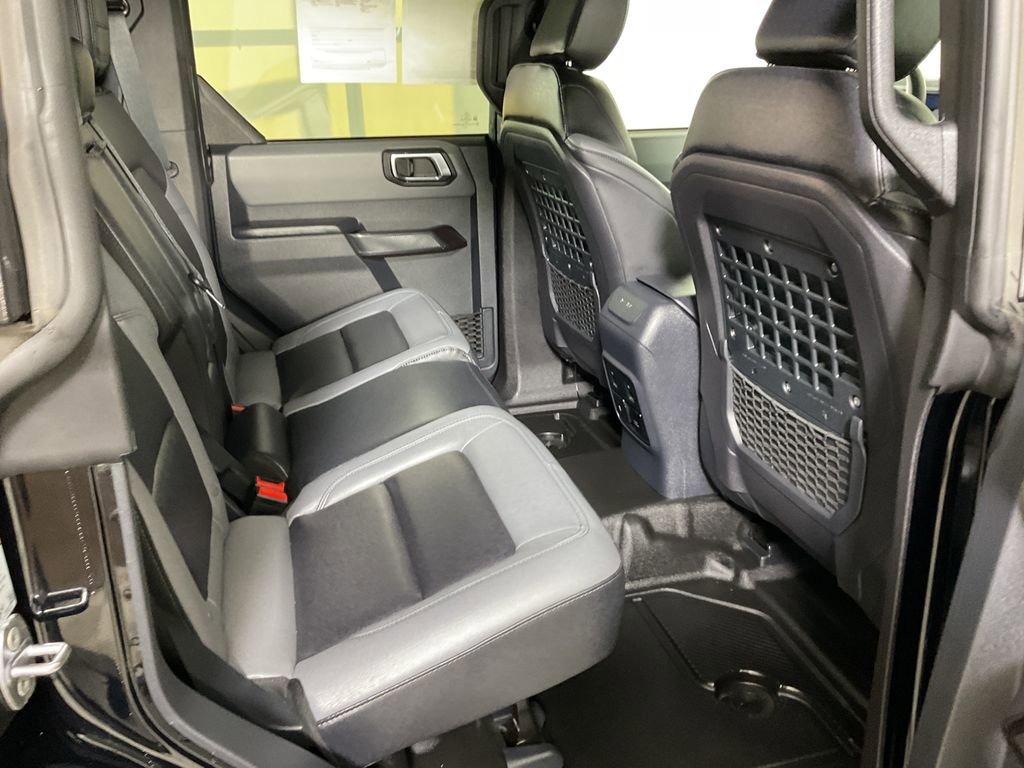 Used 2024 Ford Bronco Black Diamond image 22