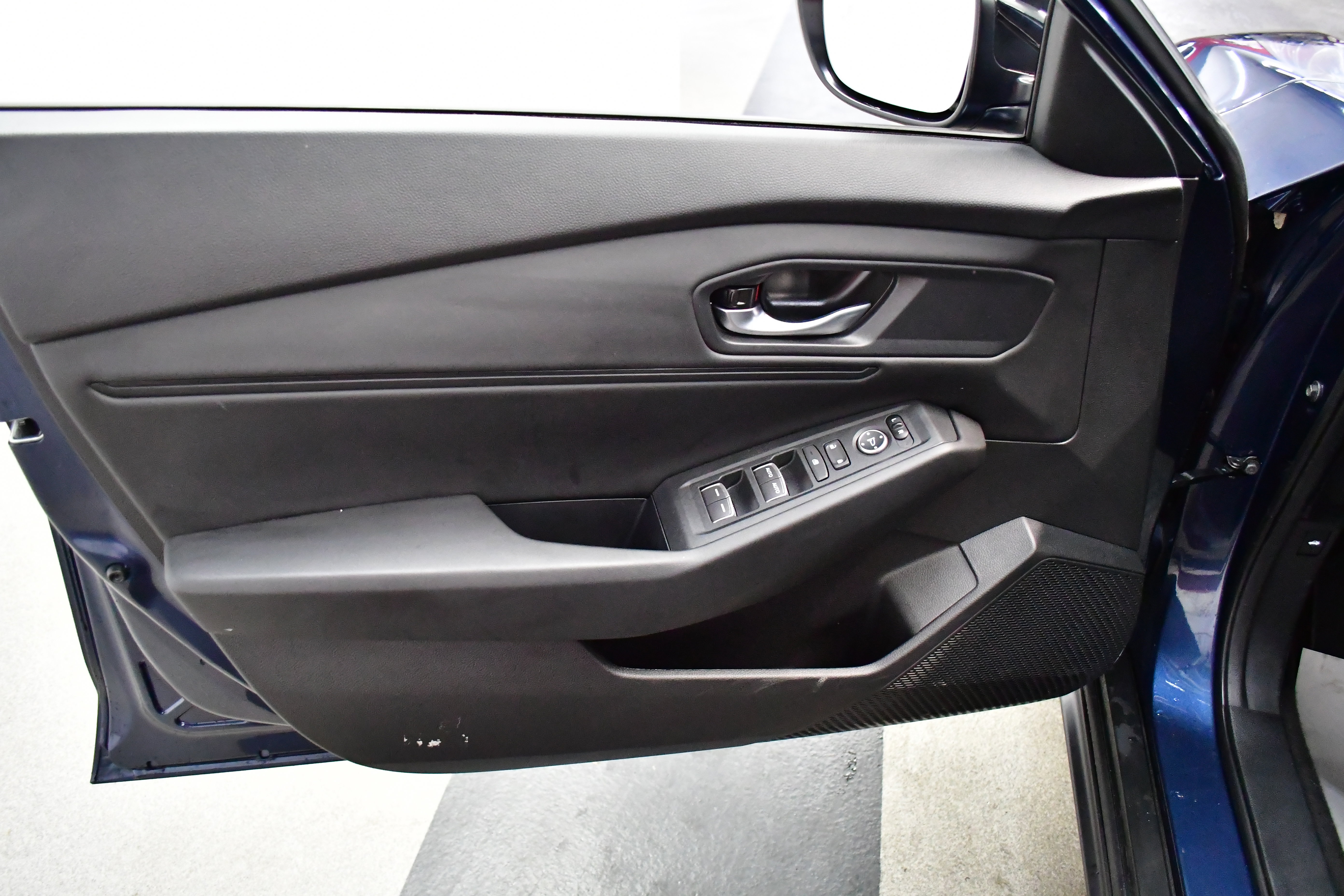 Used 2025 Honda Accord SE image 17