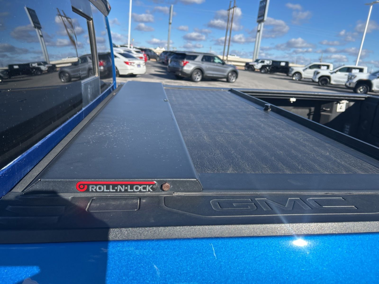 Used 2022 GMC Sierra 1500 AT4X image 11