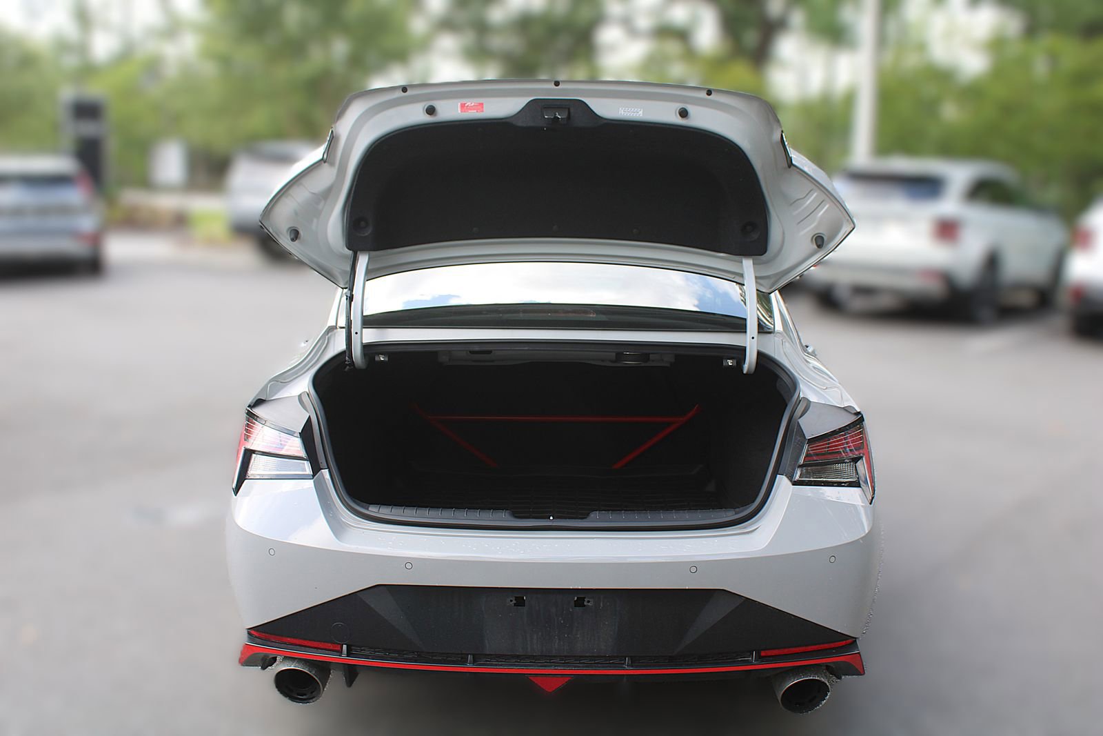 Used 2022 Hyundai Elantra N FWD image 10