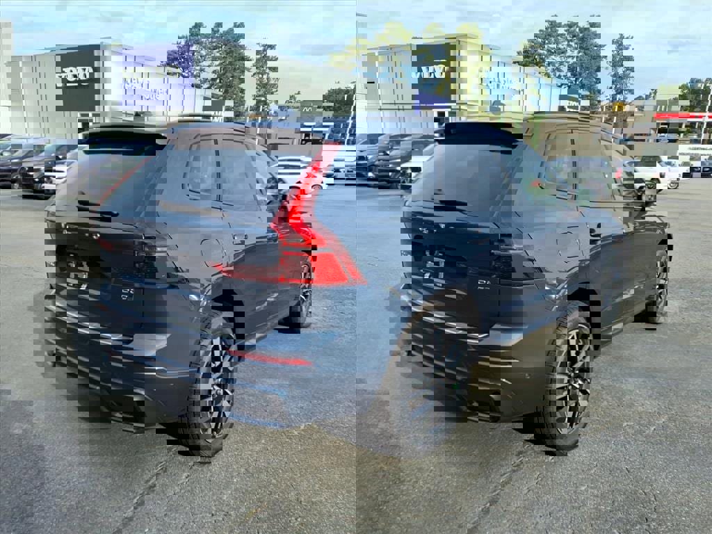 New 2026 Volvo XC60 B5 Plus w/ Protection Package Premier image 3