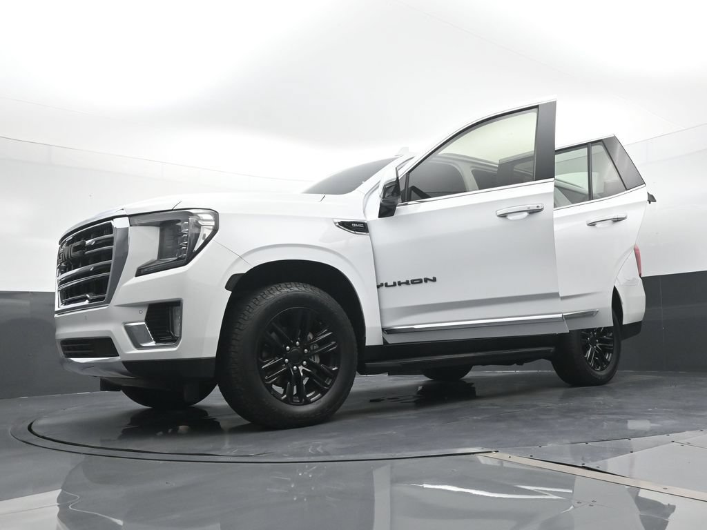 Used 2023 GMC Yukon SLT w/ SLT Luxury Package RWD image 30