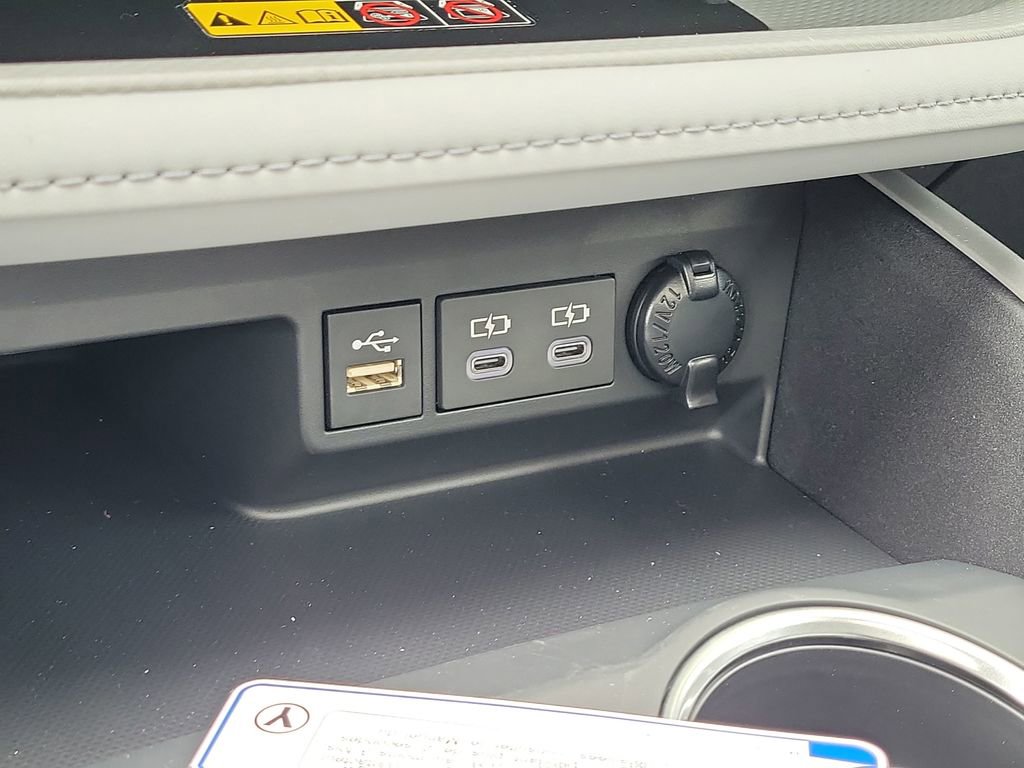 New 2026 Toyota Highlander XLE image 17