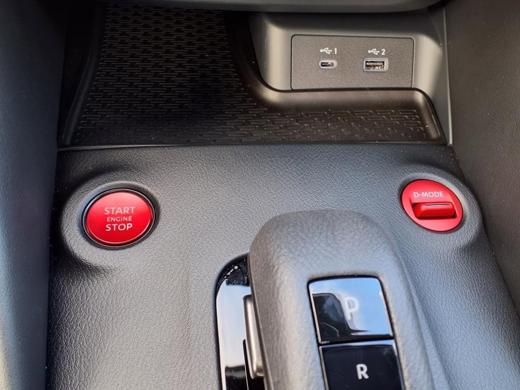 New 2025 Nissan Z NISMO w/ Floor Mat Package image 20