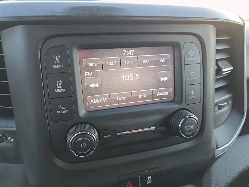 Used 2021 RAM 3500 Big Horn image 24