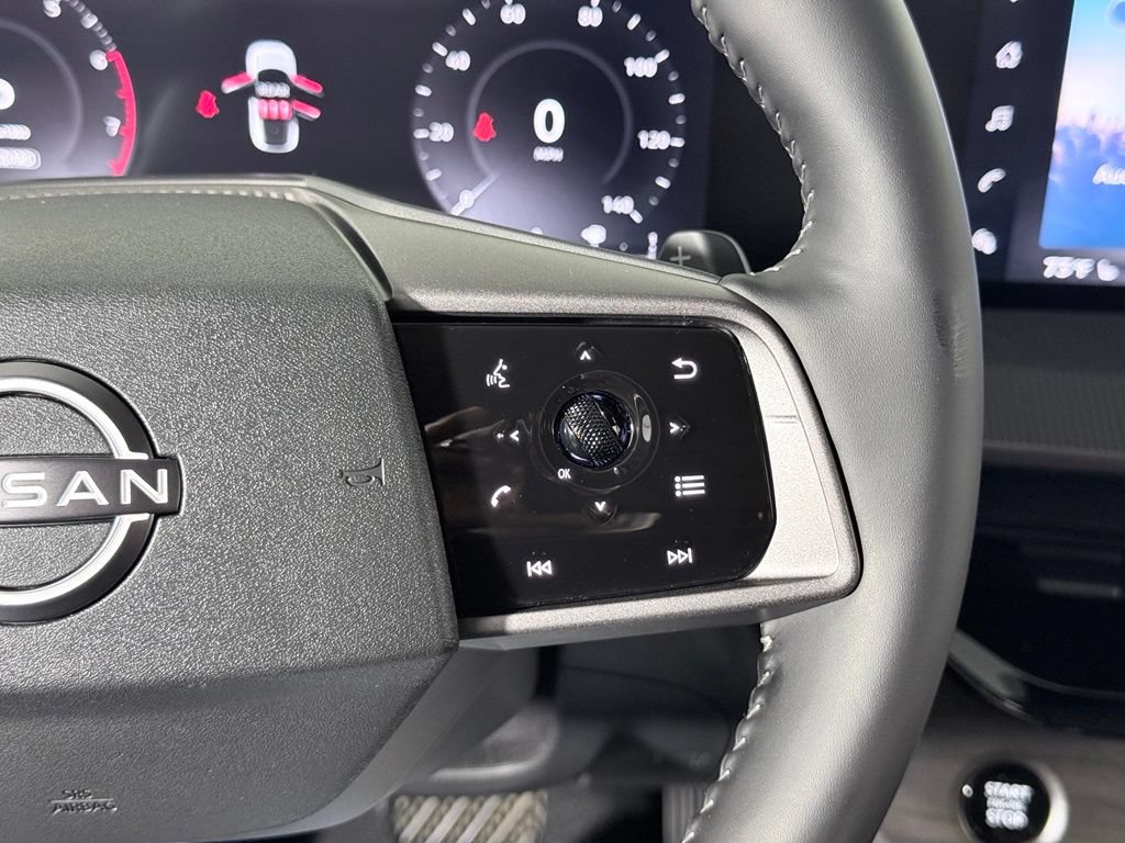 Certified 2025 Nissan Murano SV AWD/4WD image 12