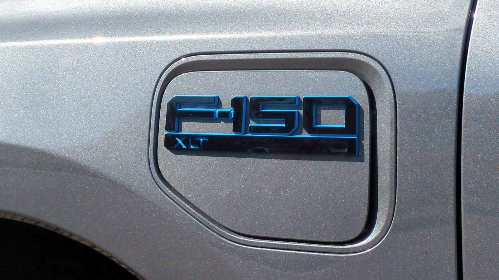 New 2025 Ford F150 Lightning XLT image 11