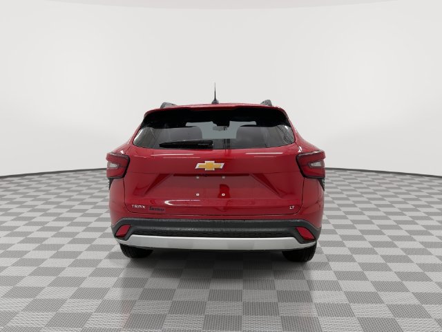 Certified 2026 Chevrolet Trax LT w/ Sunroof Package FWD image 11