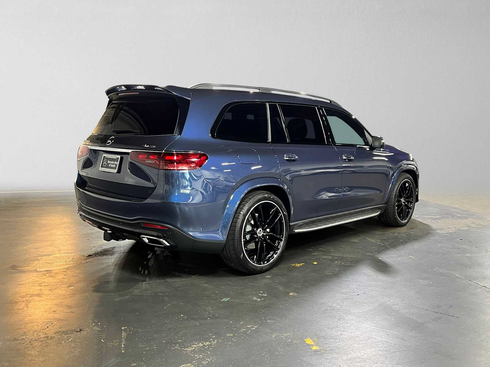 Certified 2024 Mercedes-Benz GLS 450 4MATIC image 3