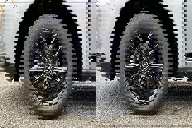 New 2025 Acura RDX SH-AWD image 18