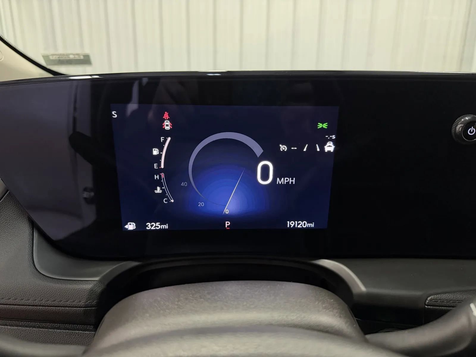 Used 2025 Buick Encore GX Preferred image 24