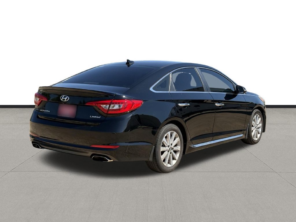Used 2017 Hyundai Sonata Limited w/ Ultimate Package 04 FWD image 5