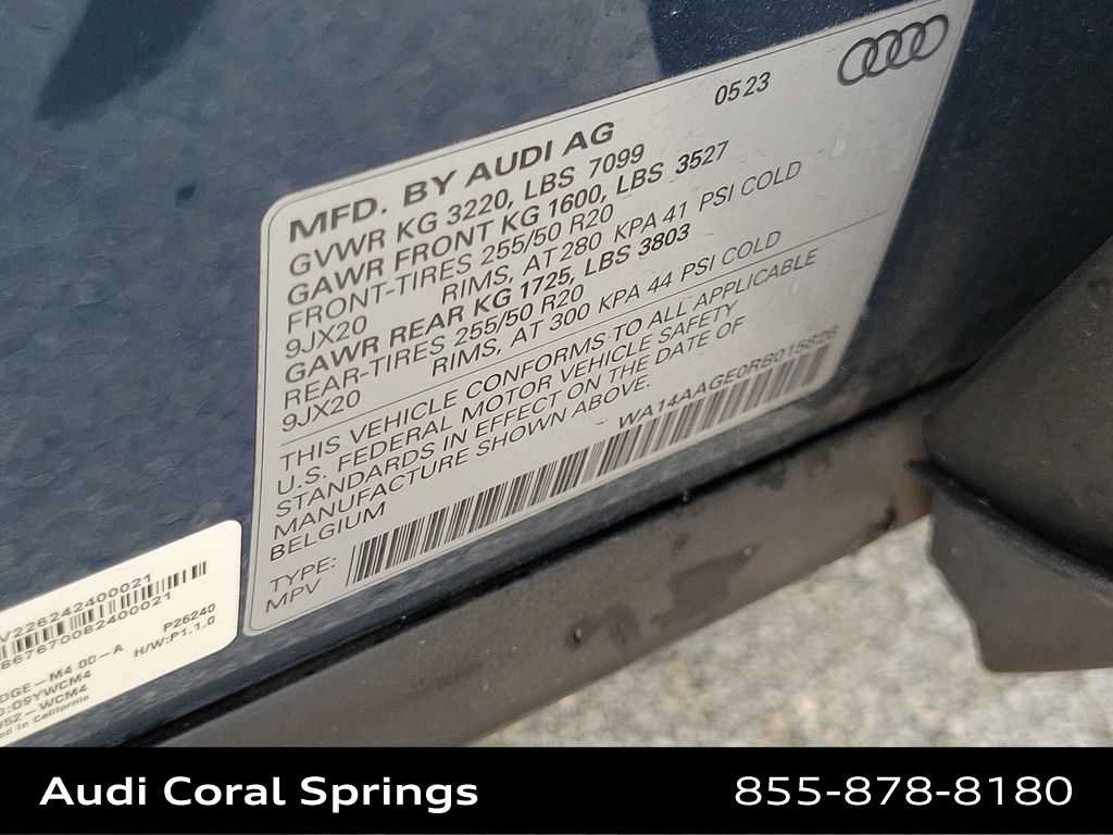 Certified 2024 Audi Q8 e-tron Premium Plus AWD/4WD image 29