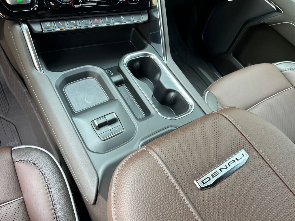 New 2026 GMC Sierra 2500 Denali w/ Denali Reserve Package image 24