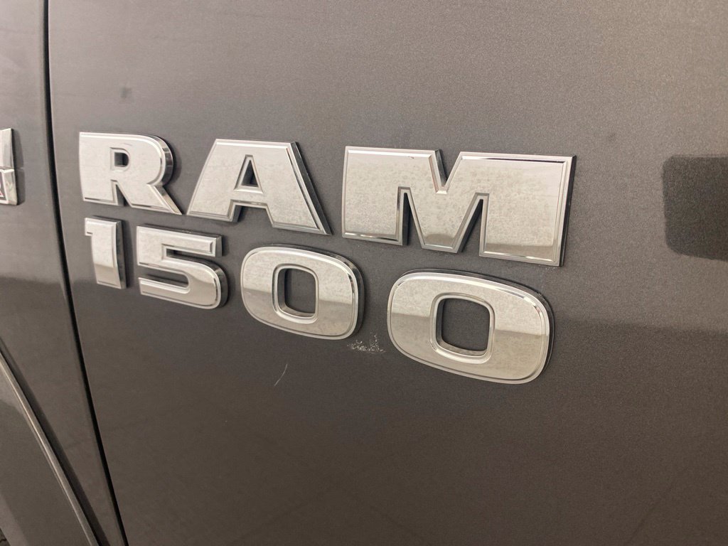 Used 2017 RAM 1500 Laramie AWD/4WD image 13