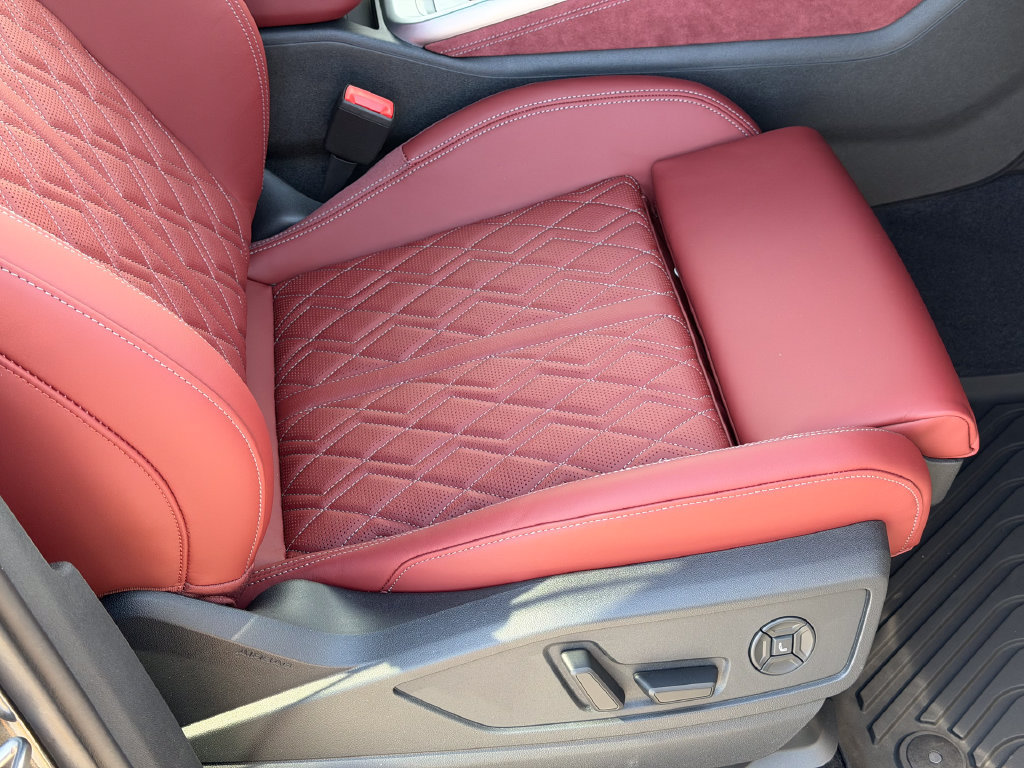 New 2026 Audi SQ5 Premium Plus AWD/4WD image 8