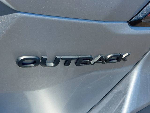 Used 2025 Subaru Outback Onyx Edition AWD/4WD image 38
