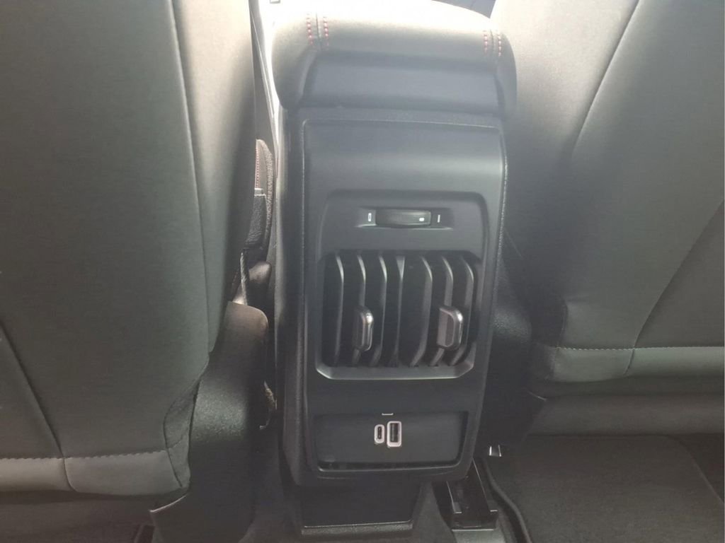 Used 2024 Dodge Hornet R/T AWD/4WD image 7