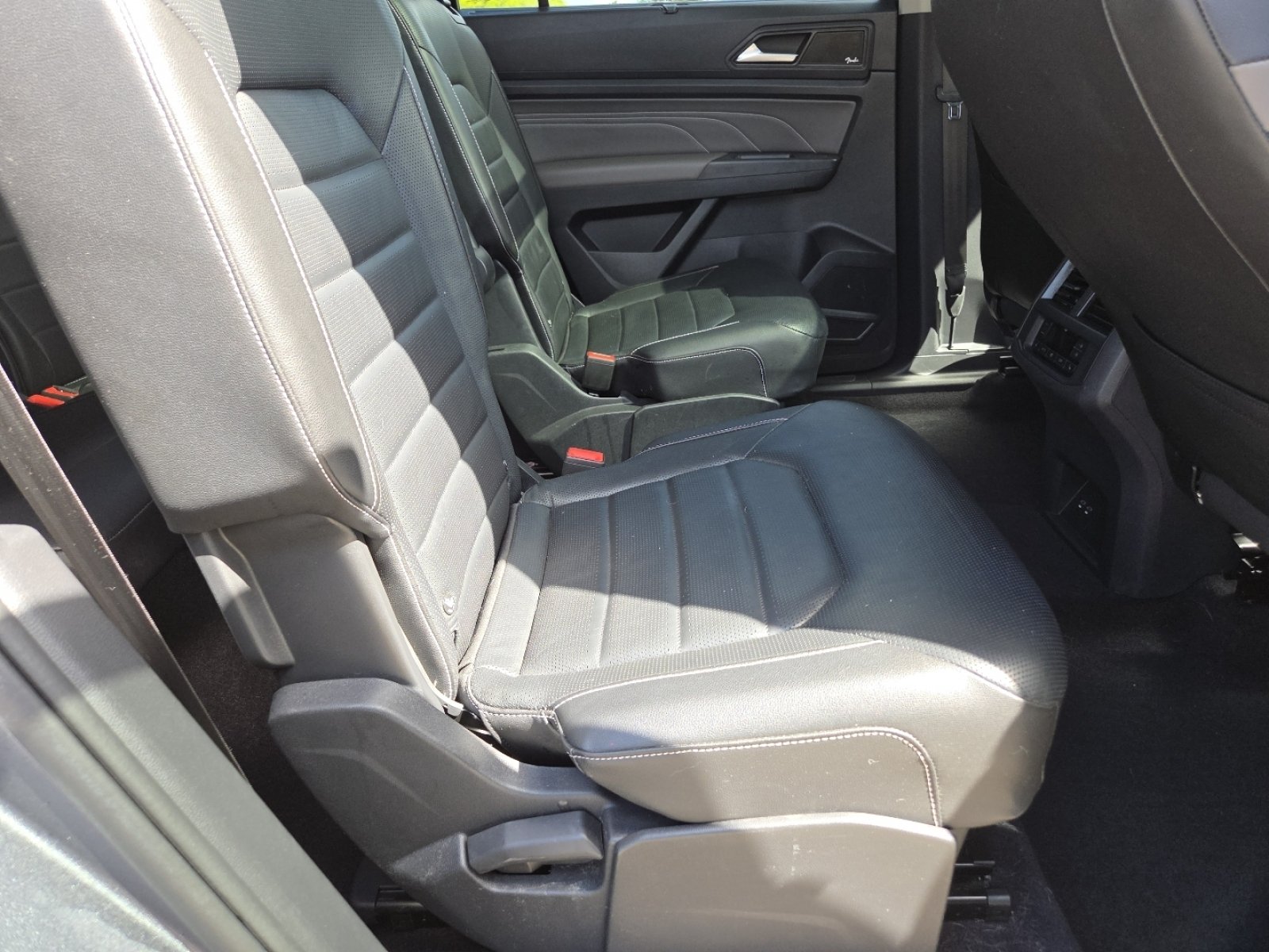 Used 2021 Volkswagen Atlas SEL Premium AWD/4WD image 26
