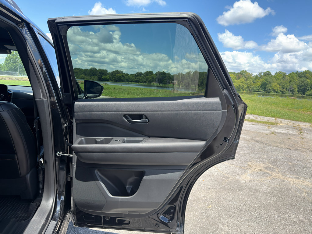 Certified 2023 Nissan Pathfinder Rock Creek AWD/4WD image 17