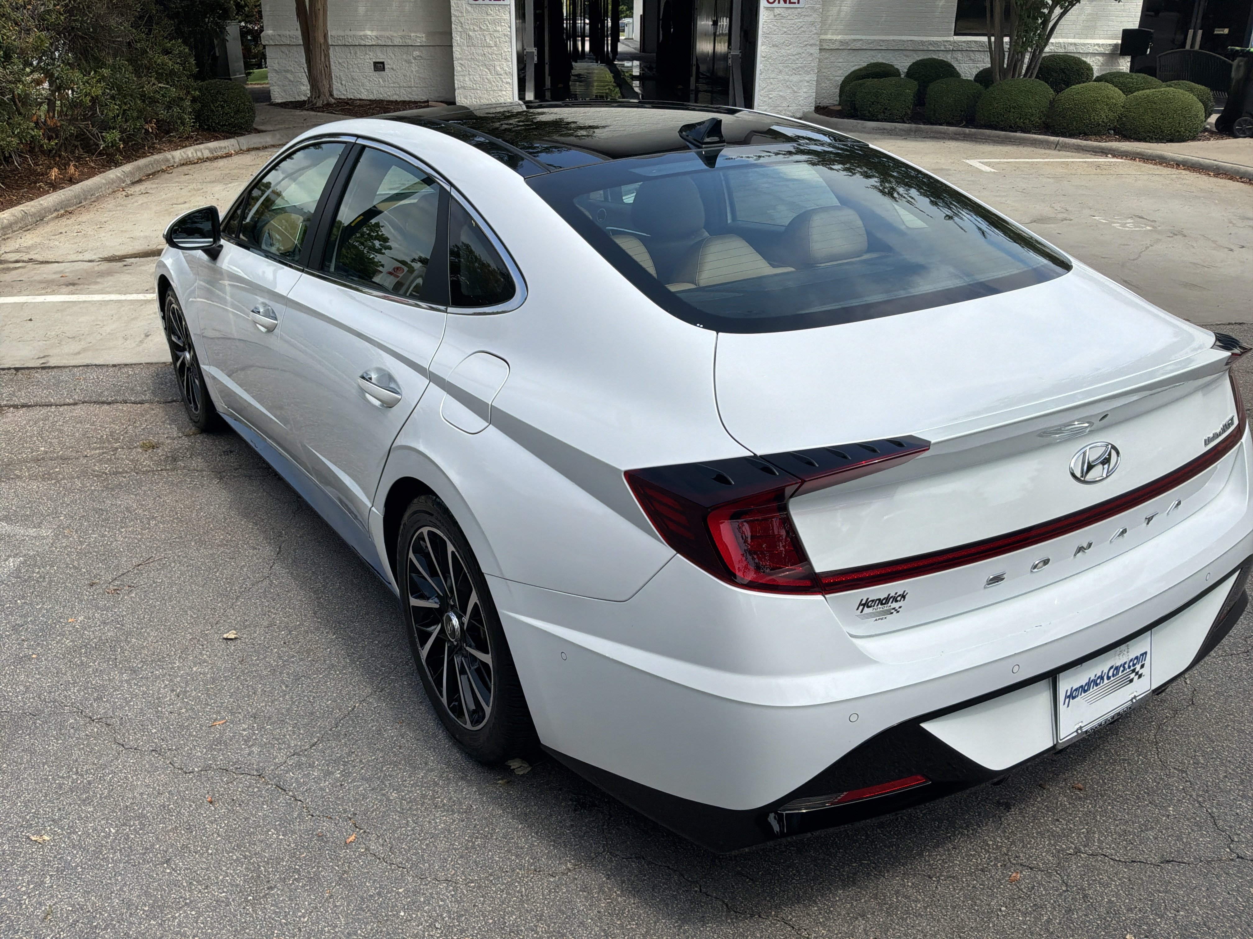 Used 2021 Hyundai Sonata Limited FWD image 8