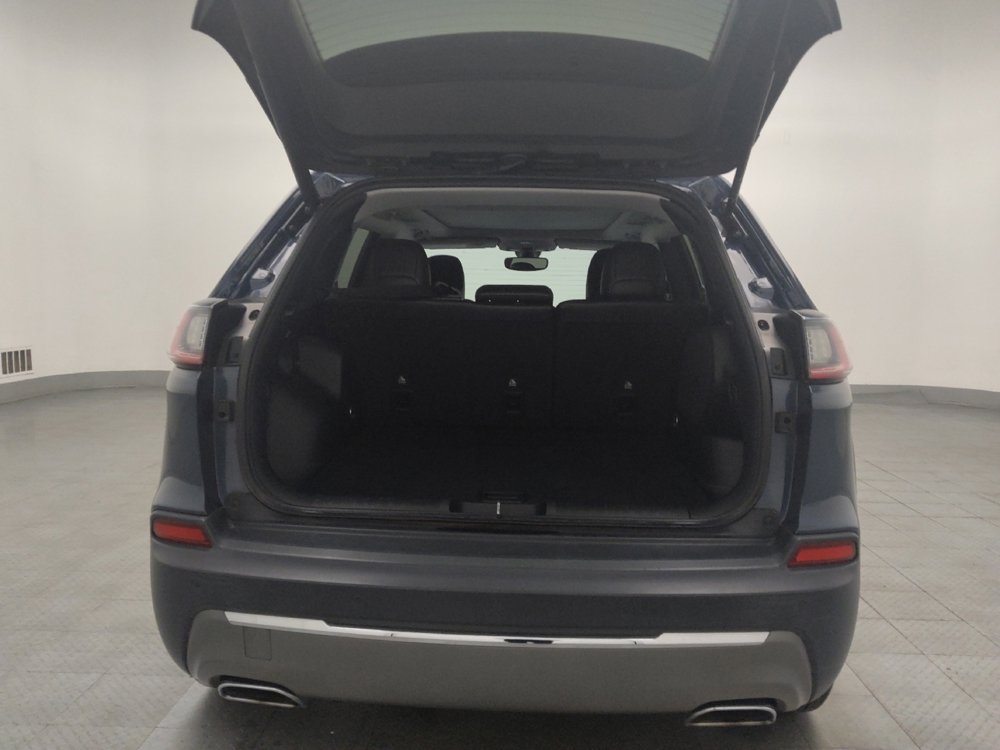 Used 2019 Jeep Cherokee Limited image 29