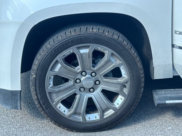 Used 2016 GMC Yukon XL Denali w/ Open Road Package AWD/4WD image 26