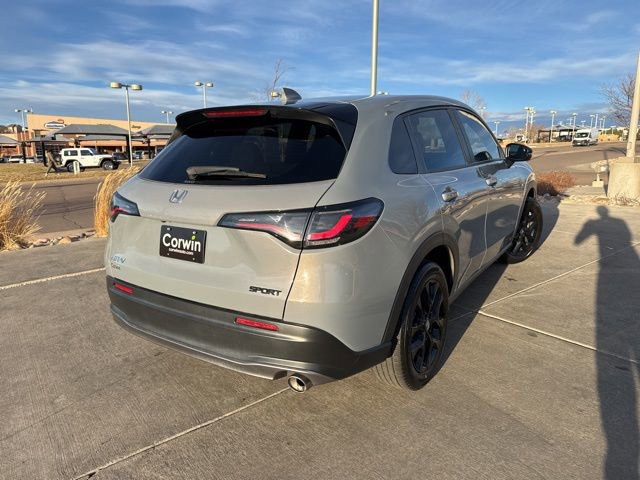 Used 2024 Honda HR-V Sport image 9