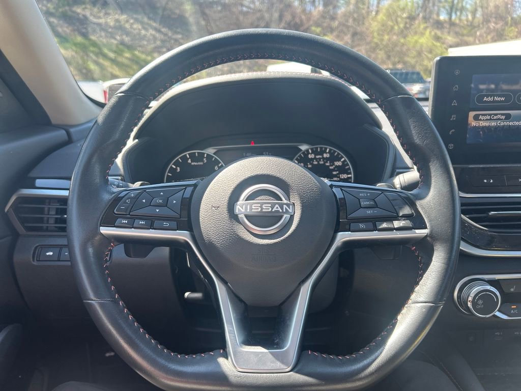 Used 2023 Nissan Altima 2.5 SR w/ SR Premium Package image 13