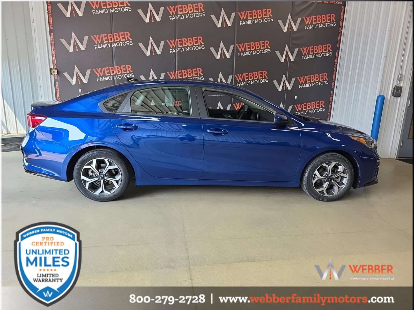 Used 2021 Kia Forte LXS FWD image 3