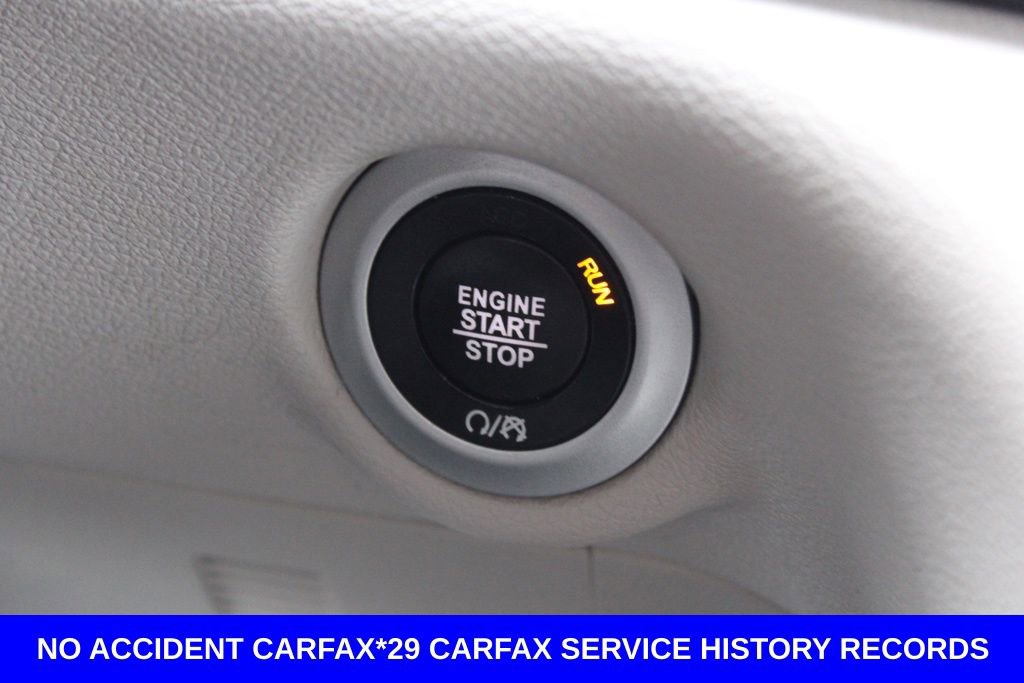 Used 2018 Chrysler Pacifica Touring-L Plus image 36