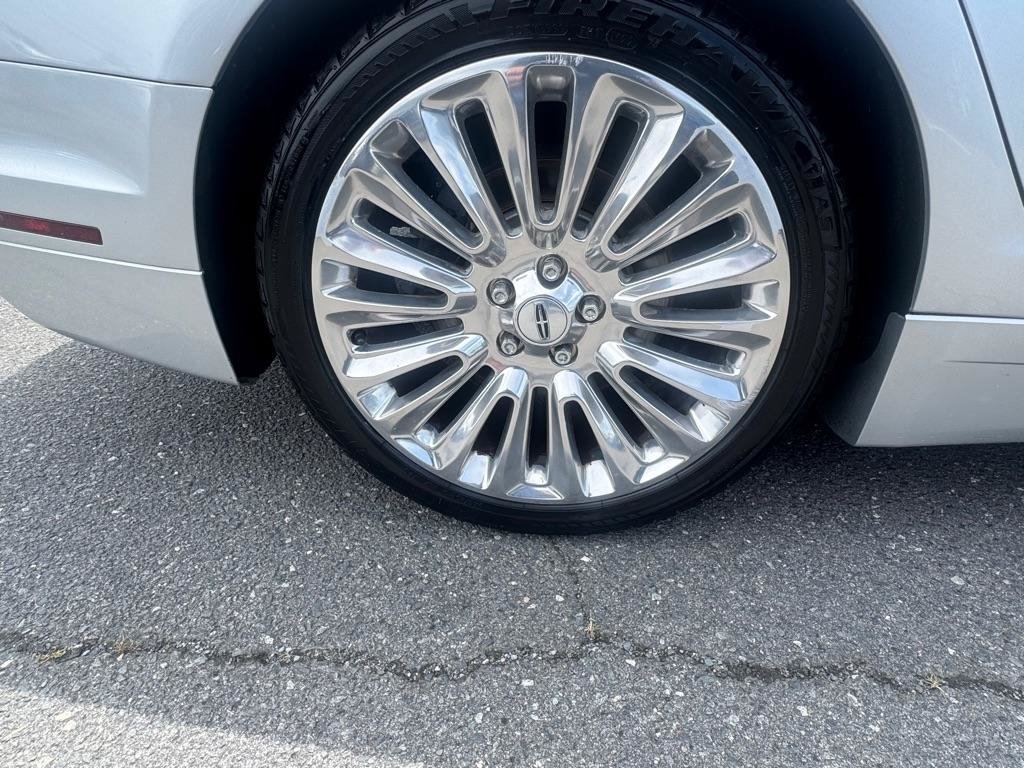 Used 2013 Lincoln MKZ FWD image 24