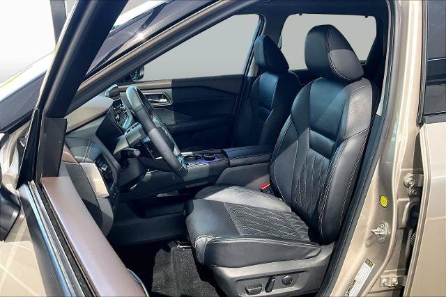 Certified 2023 Nissan Rogue Platinum w/ Platinum Premium Package AWD/4WD image 8